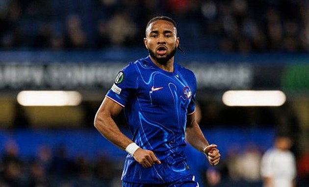 Christopher Nkunku trong màu áo Chelsea đối mặt tương lai bất ổn tại Stamford Bridge