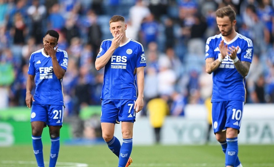 Leicester City nhận thất bại và phải xuống chơi ở Championship