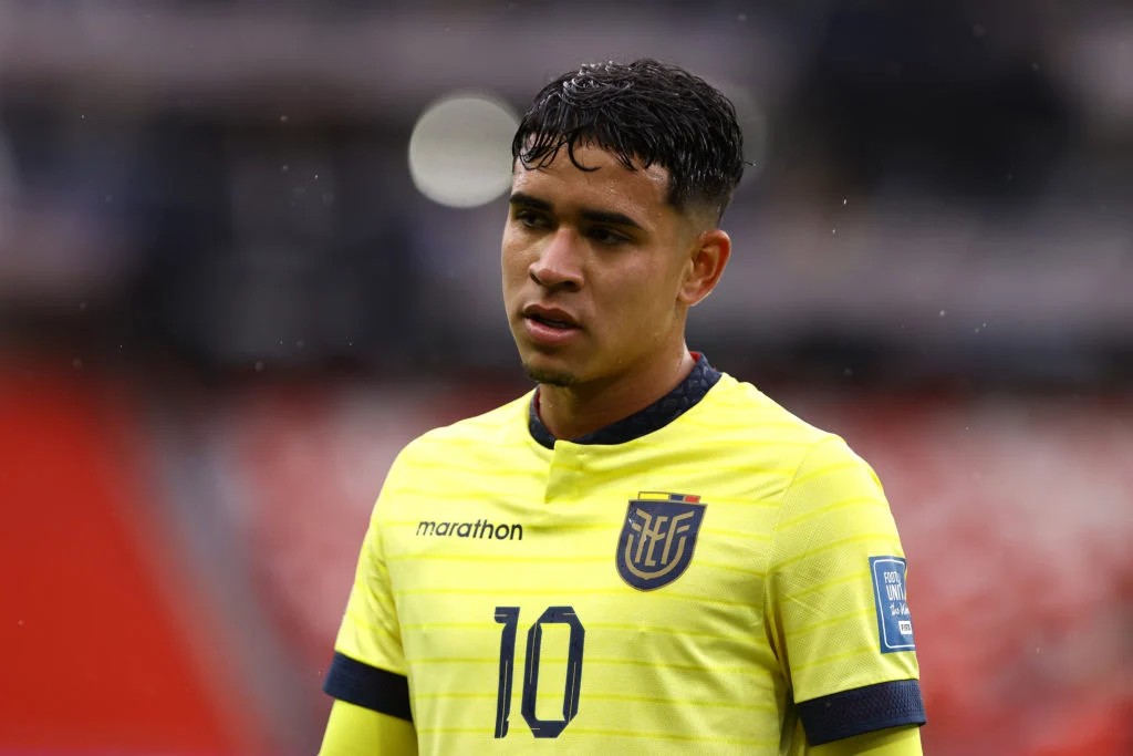 Tân binh trẻ Kendry Paez và Estevao Willian được kỳ vọng tỏa sáng tại Chelsea