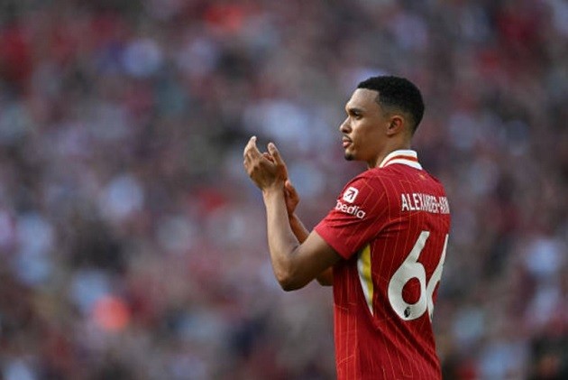Trent Alexander-Arnold trong màu áo Liverpool, hậu vệ phải giá trị nhất sắp đáo hạn hợp đồng hè 2025