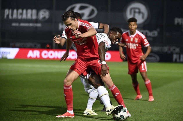 Alvaro Carreras trong màu áo Benfica, sẵn sàng cho thử thách mới tại Real Madrid?