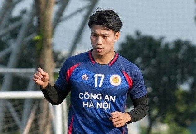 CAHN giữ chân Văn Thanh