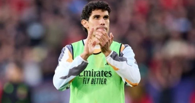 Jesus Vallejo có thể được trao cơ hội trong bối cảnh hàng thủ Real Madrid khủng hoảng nhân sự