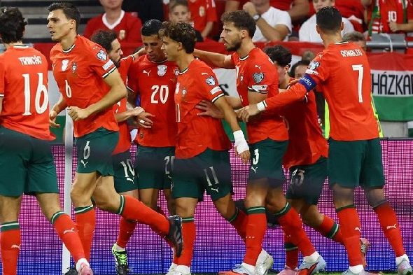 ronaldo-len-tieng-bo-dao-nha-vuot-ai-hungary_1757461619.jpg